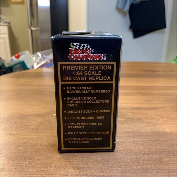 Vintage Racing Champions Premier Edition Jimmy Hensley #7 1/64 Die Cast - 1993 - Picture 4 of 5